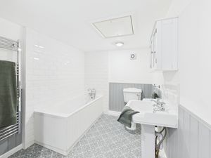 Bathroom alternative view- click for photo gallery